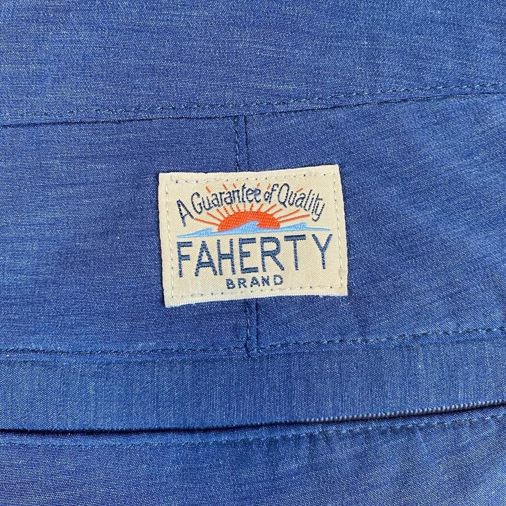 Faherty All Day Shorts 5” in Navy Blue Size 38.